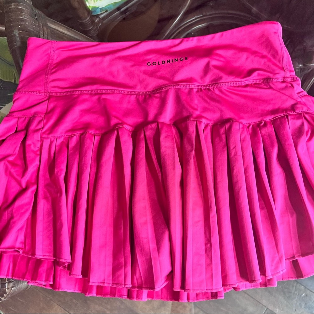 Pink gold hinge skirt